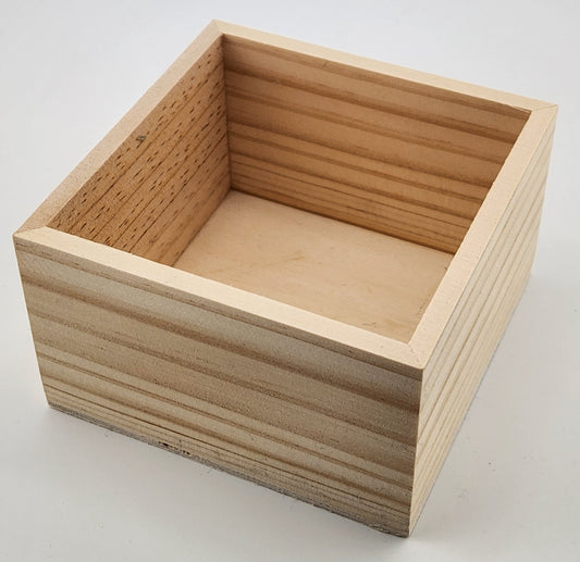 4x4 wooden box (small)